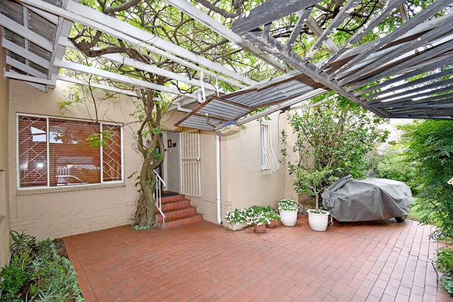 5 Bedroom Property for Sale in Fairmount Gauteng