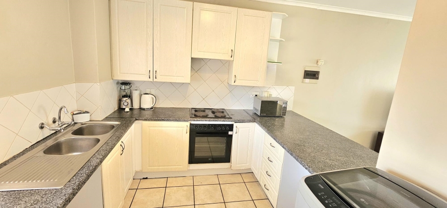 2 Bedroom Property for Sale in Die Hoewes Gauteng
