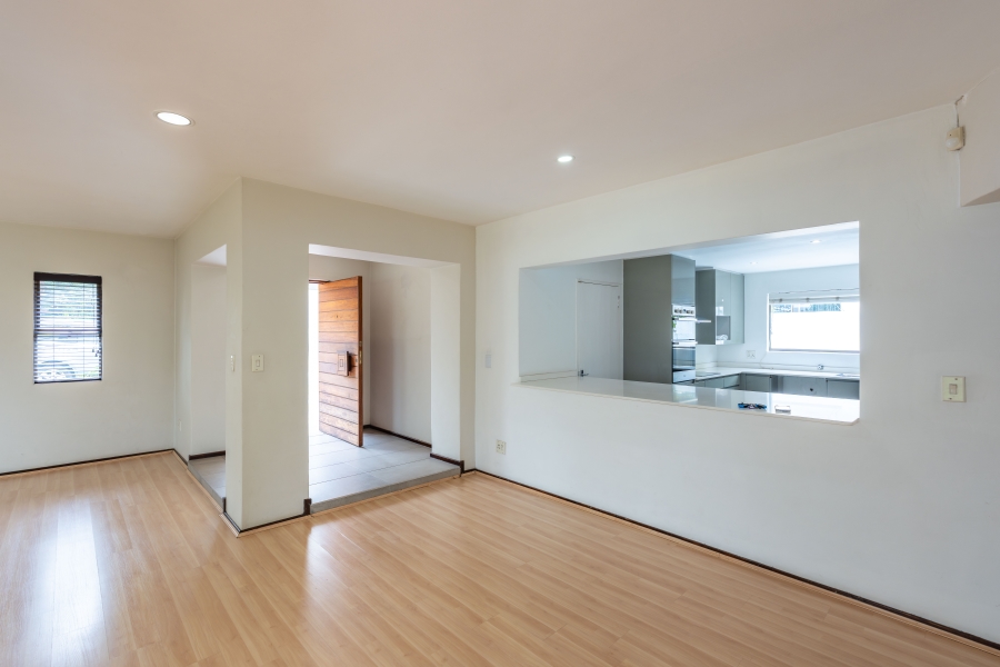 To Let 2 Bedroom Property for Rent in River Club Gauteng