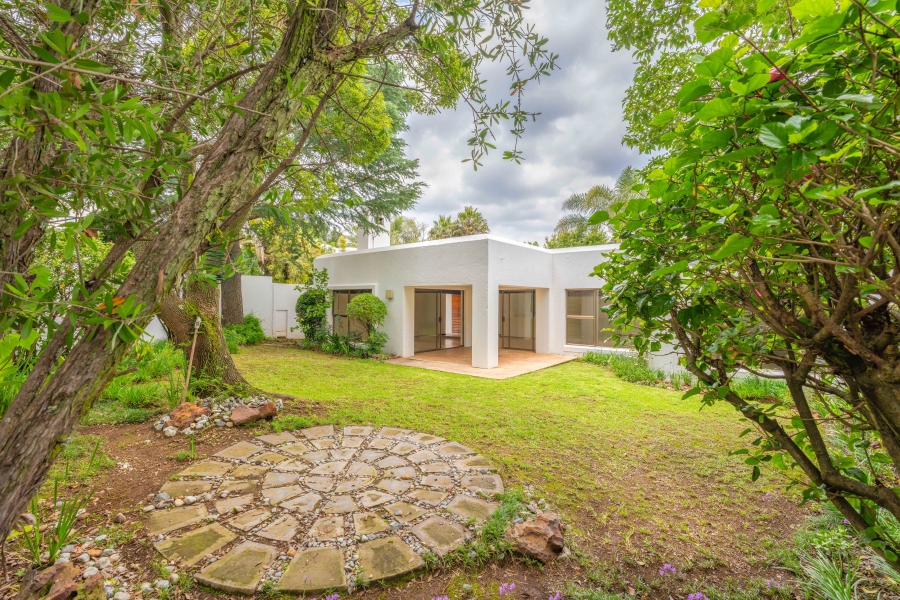 To Let 2 Bedroom Property for Rent in River Club Gauteng