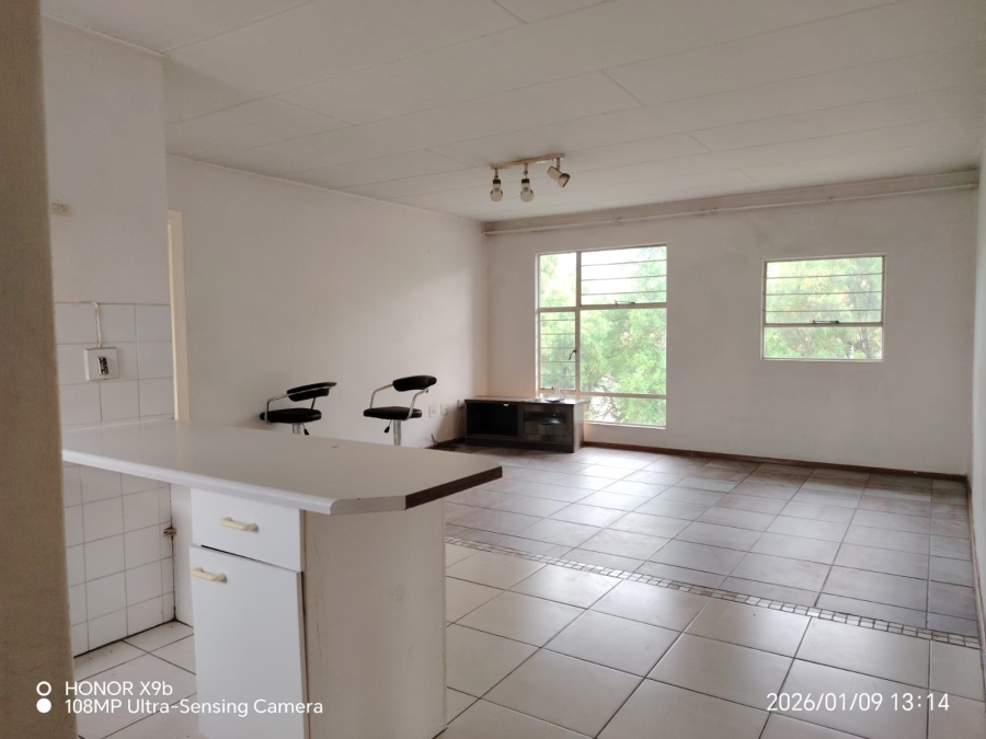 2 Bedroom Property for Sale in Vorna Valley Gauteng