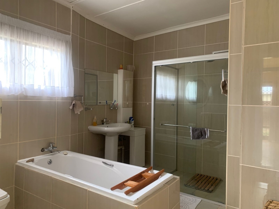 3 Bedroom Property for Sale in Hillshaven Gauteng