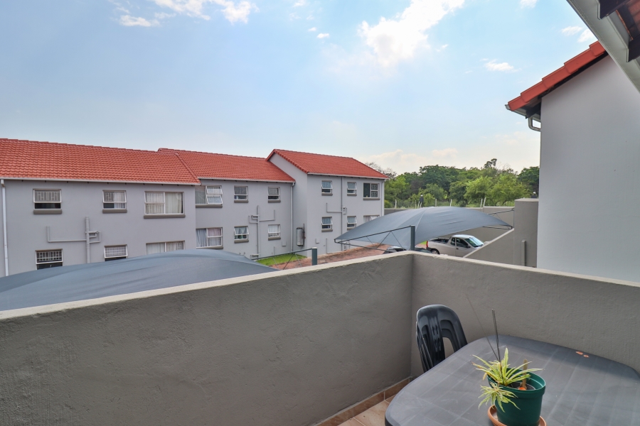 2 Bedroom Property for Sale in Vorna Valley Gauteng