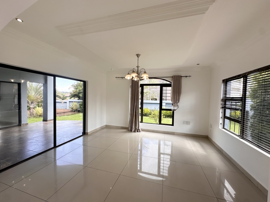 To Let 5 Bedroom Property for Rent in Thatchfield Estate Gauteng