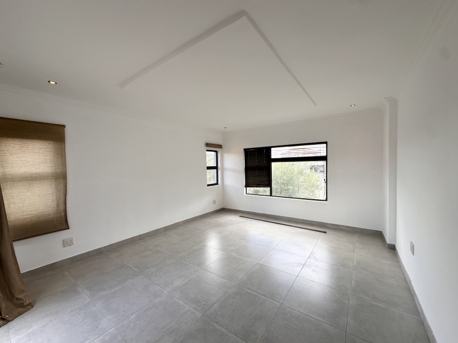 To Let 5 Bedroom Property for Rent in Thatchfield Estate Gauteng