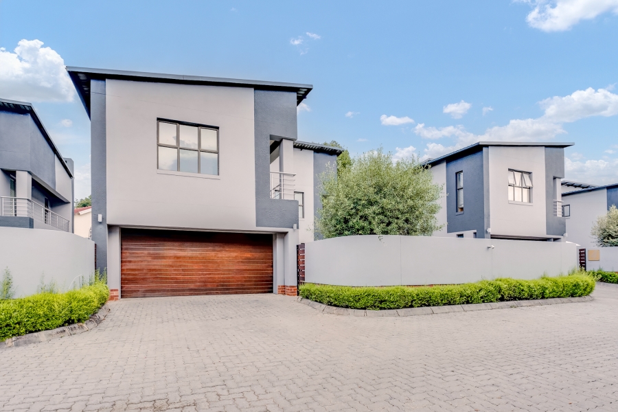 4 Bedroom Property for Sale in Bryanston Gauteng