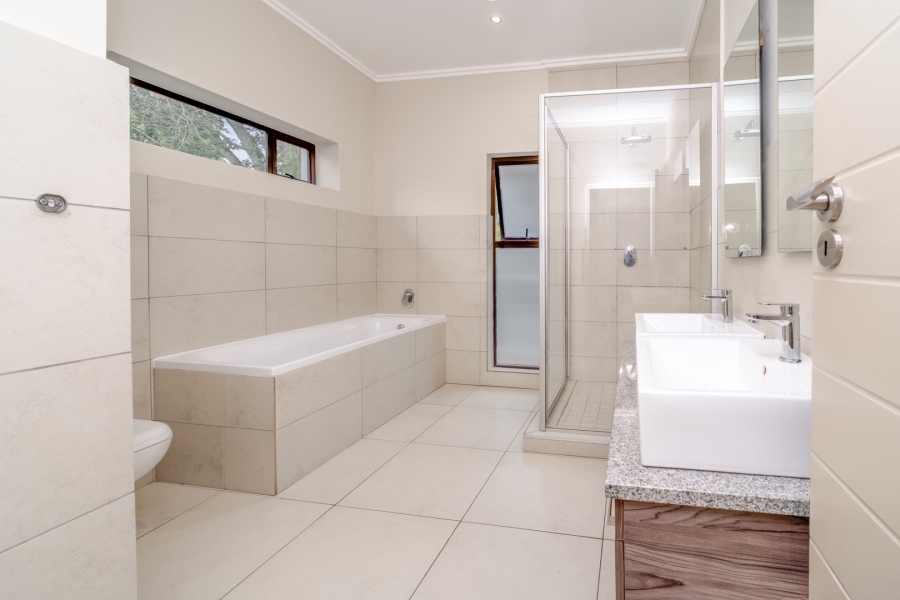 4 Bedroom Property for Sale in Bryanston Gauteng