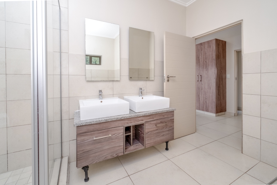4 Bedroom Property for Sale in Bryanston Gauteng