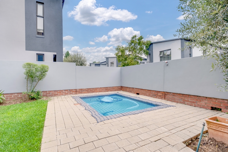 4 Bedroom Property for Sale in Bryanston Gauteng
