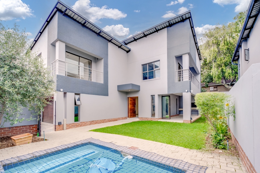 4 Bedroom Property for Sale in Bryanston Gauteng