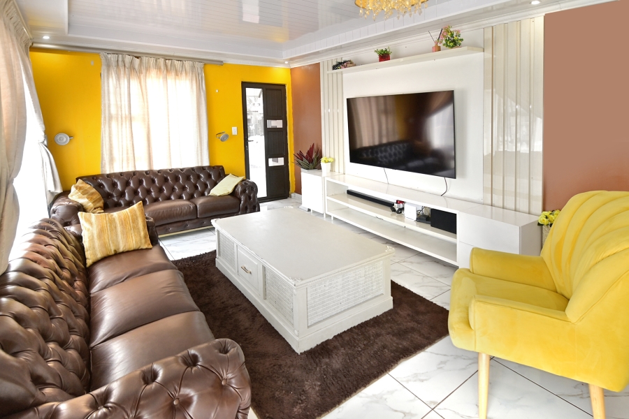 3 Bedroom Property for Sale in Noordwyk Gauteng