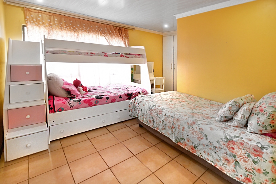 3 Bedroom Property for Sale in Noordwyk Gauteng