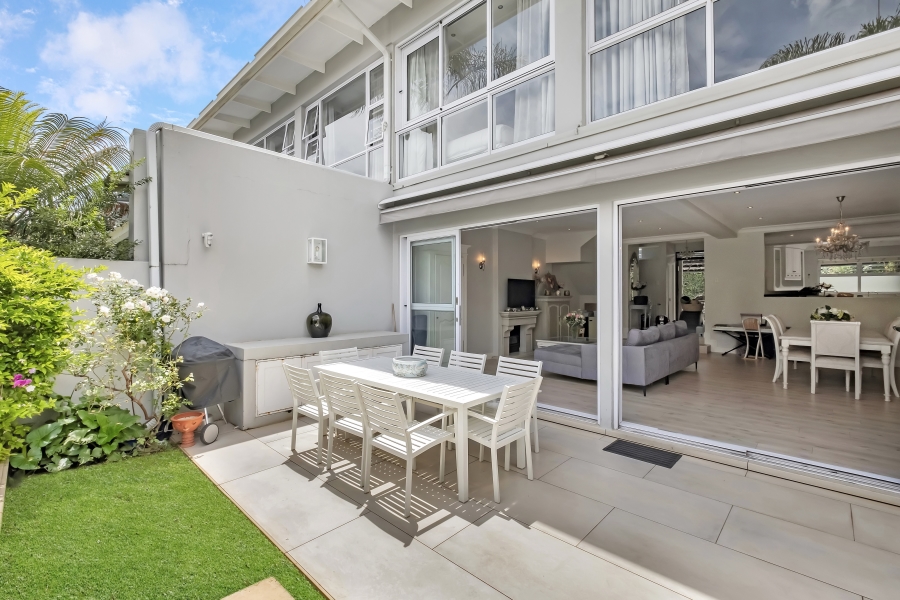 3 Bedroom Property for Sale in Atholl Gauteng