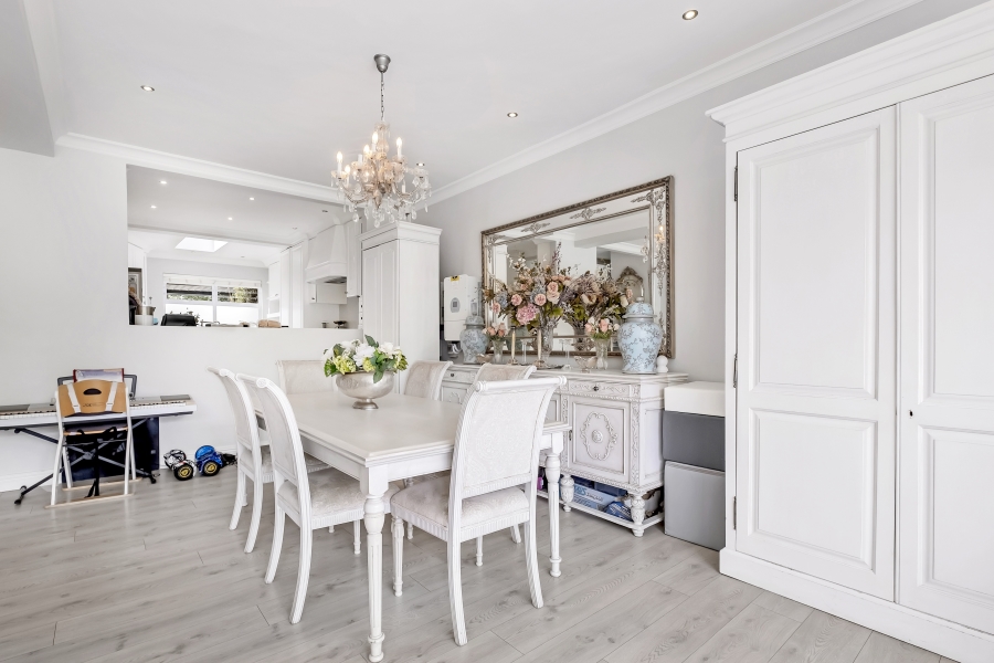 3 Bedroom Property for Sale in Atholl Gauteng