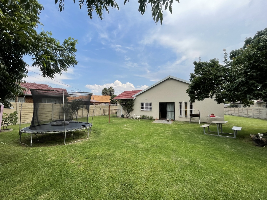 3 Bedroom Property for Sale in Witfield Gauteng