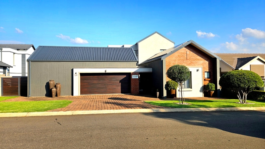 4 Bedroom Property for Sale in Midstream Ridge Gauteng