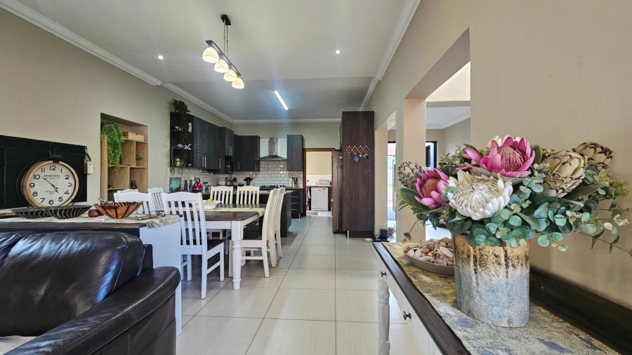 4 Bedroom Property for Sale in Midstream Ridge Gauteng