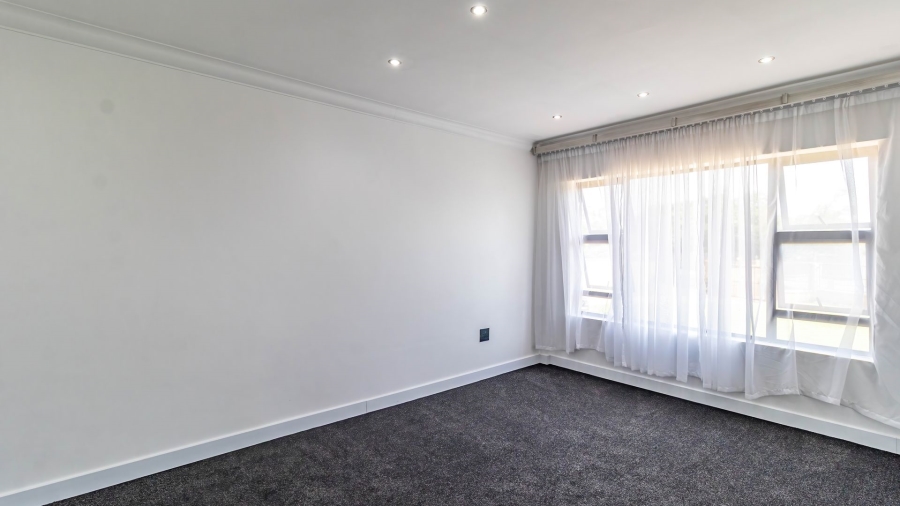 3 Bedroom Property for Sale in Rynfield Gauteng