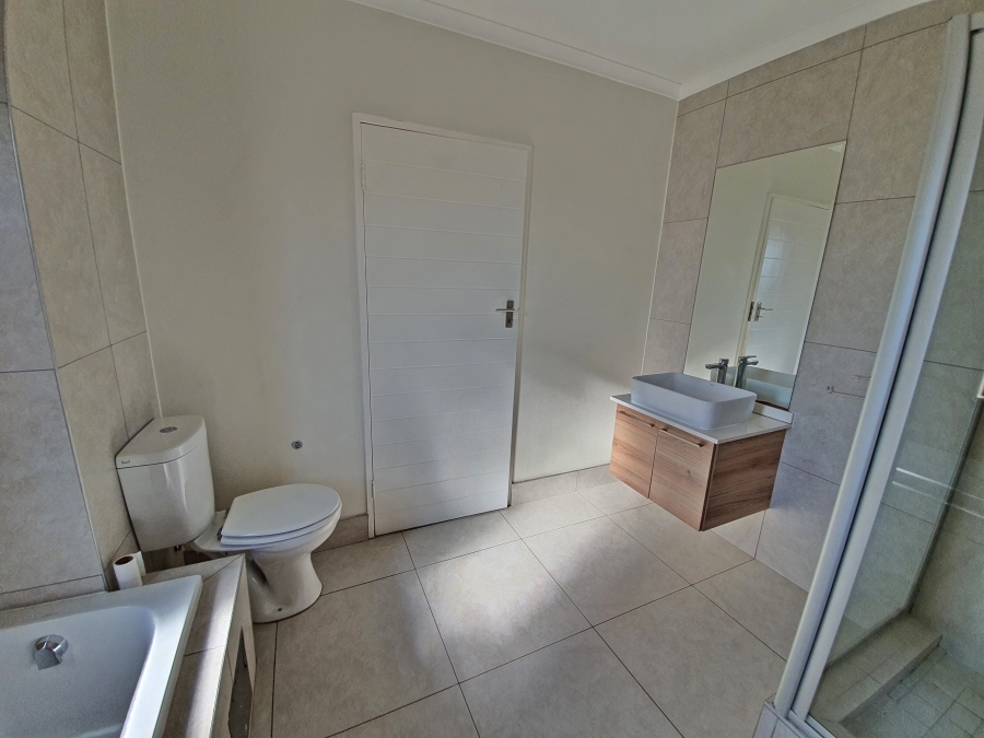 To Let 2 Bedroom Property for Rent in Golden Fields Estate Gauteng