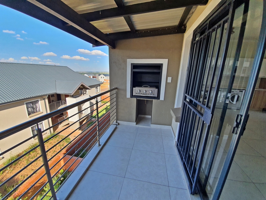 To Let 2 Bedroom Property for Rent in Golden Fields Estate Gauteng