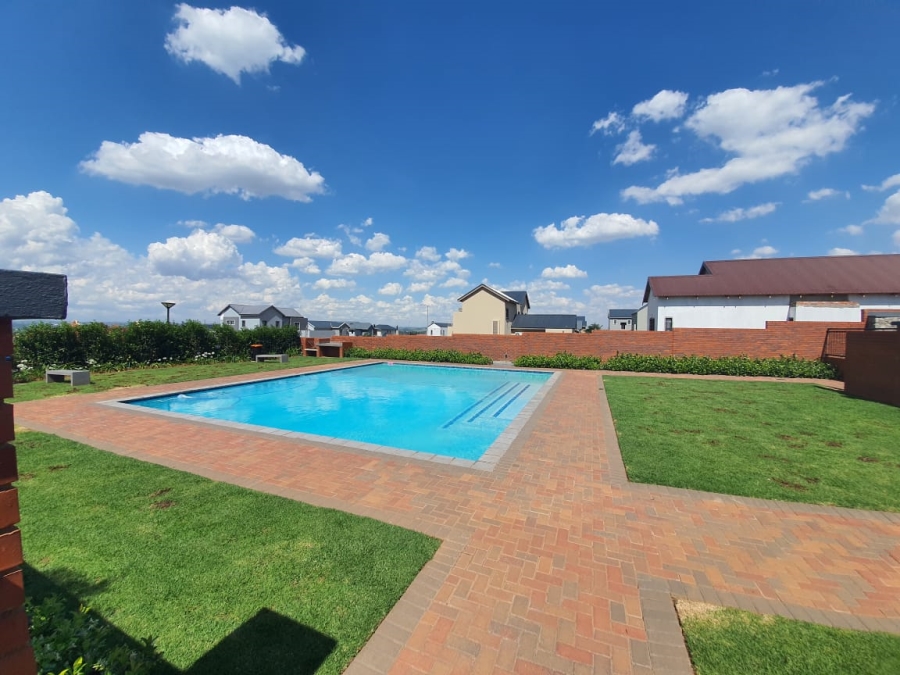To Let 2 Bedroom Property for Rent in Golden Fields Estate Gauteng