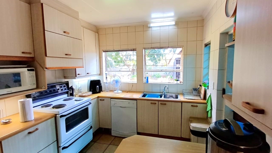 4 Bedroom Property for Sale in Lyttelton Manor Gauteng