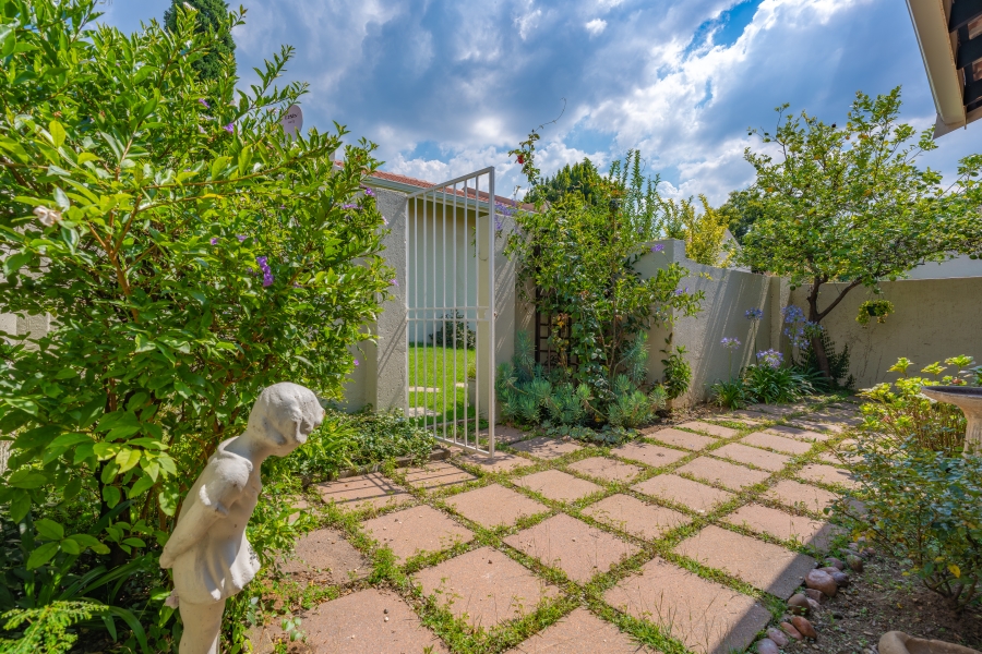 3 Bedroom Property for Sale in Douglasdale Gauteng