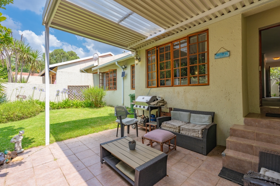 3 Bedroom Property for Sale in Douglasdale Gauteng