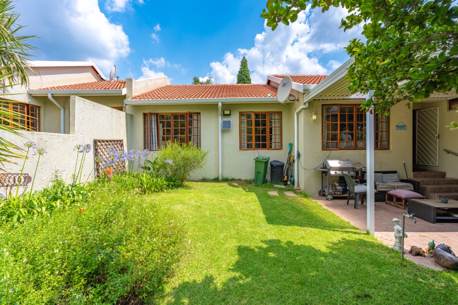 3 Bedroom Property for Sale in Douglasdale Gauteng
