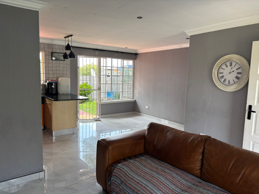 2 Bedroom Property for Sale in Dalpark Gauteng