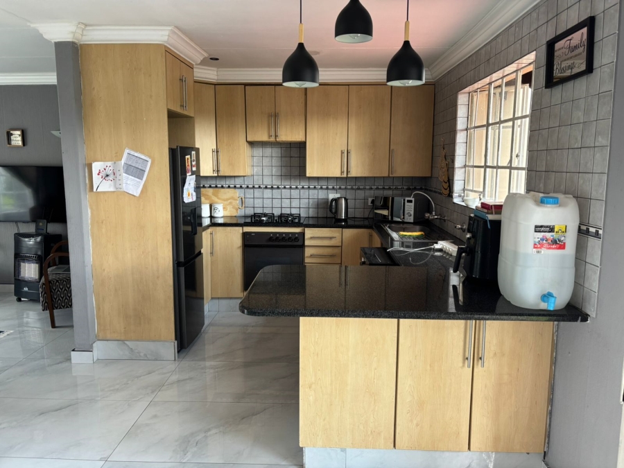 2 Bedroom Property for Sale in Dalpark Gauteng