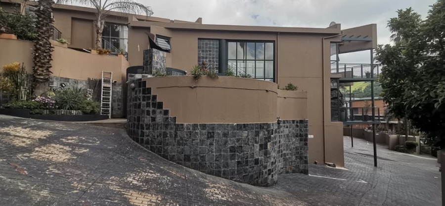 2 Bedroom Property for Sale in Bassonia Gauteng