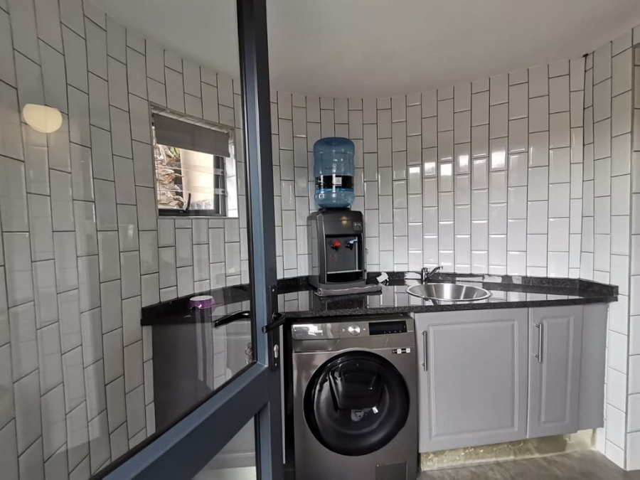 2 Bedroom Property for Sale in Bassonia Gauteng