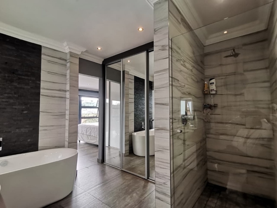 2 Bedroom Property for Sale in Bassonia Gauteng