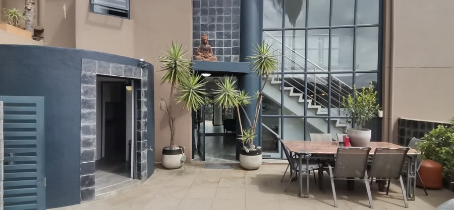 2 Bedroom Property for Sale in Bassonia Gauteng