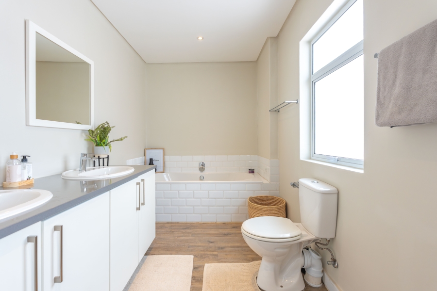 To Let 3 Bedroom Property for Rent in Bryanston Gauteng