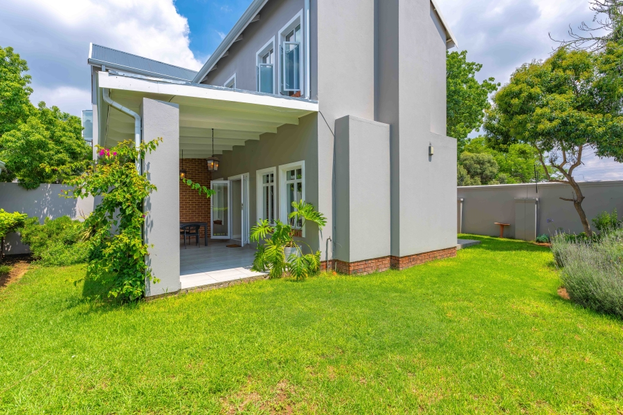 To Let 3 Bedroom Property for Rent in Bryanston Gauteng