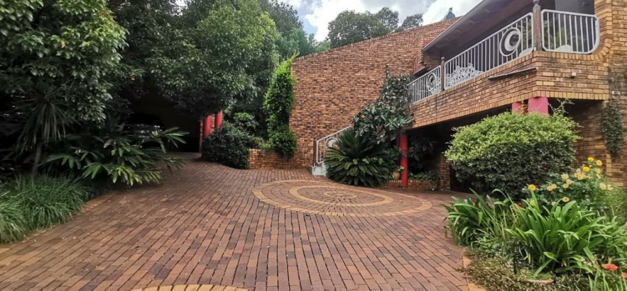3 Bedroom Property for Sale in Mulbarton Gauteng