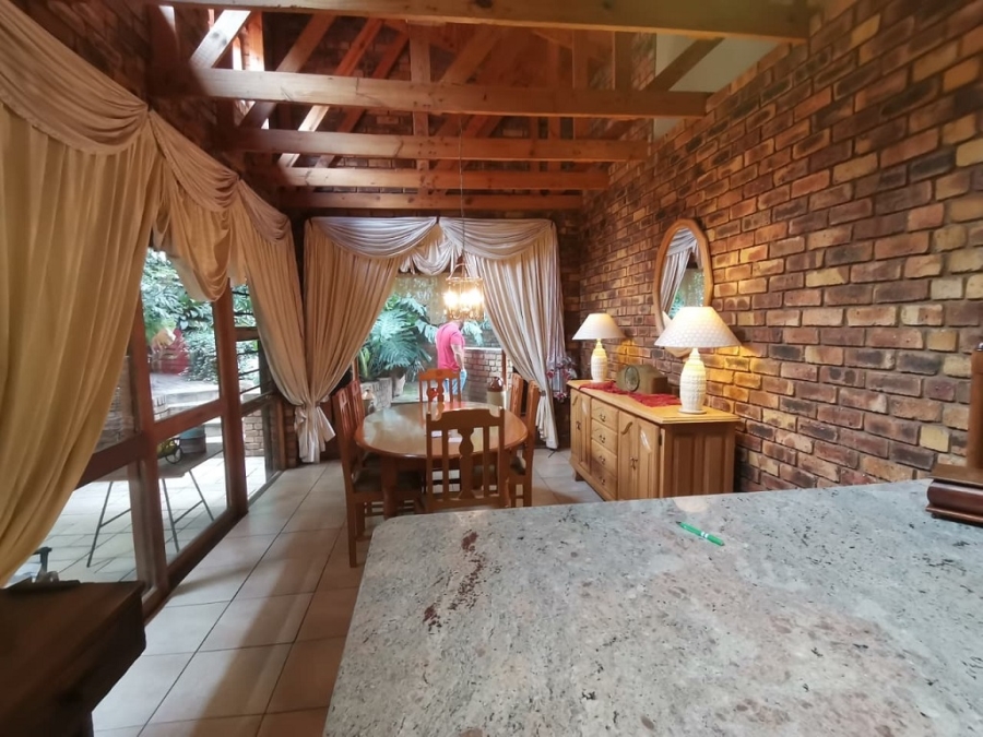 3 Bedroom Property for Sale in Mulbarton Gauteng