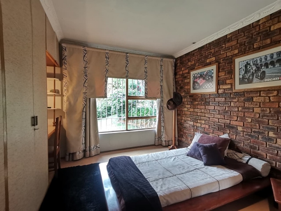 3 Bedroom Property for Sale in Mulbarton Gauteng