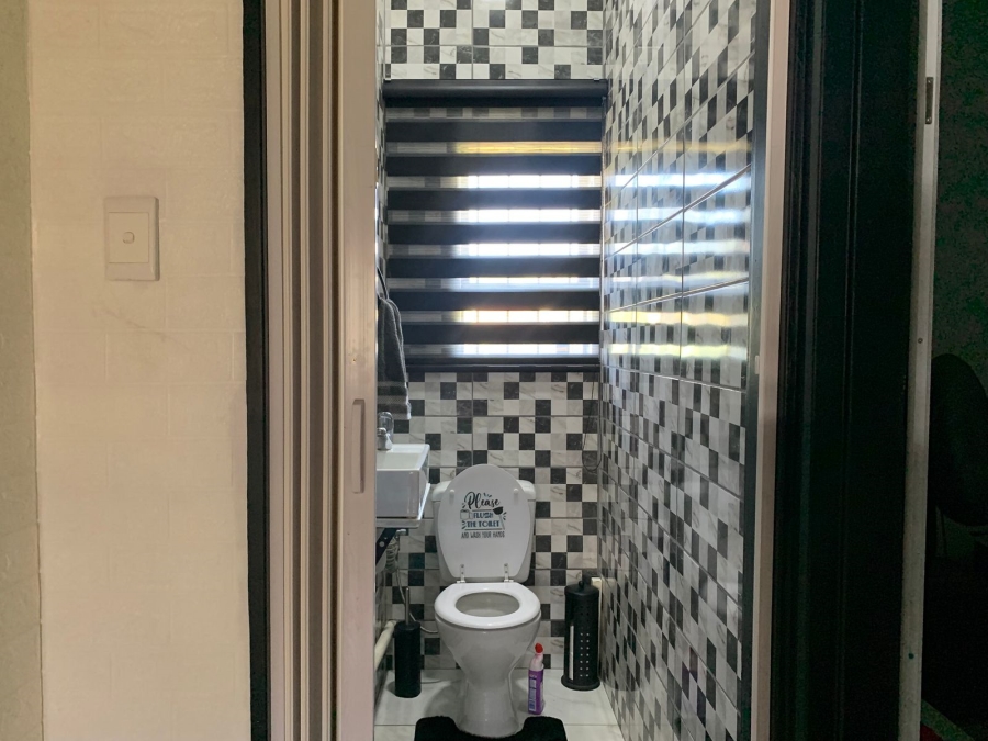 3 Bedroom Property for Sale in Hillshaven Gauteng