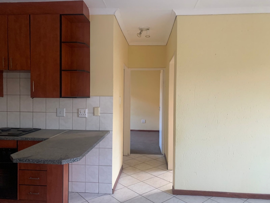 2 Bedroom Property for Sale in Greenhills Gauteng