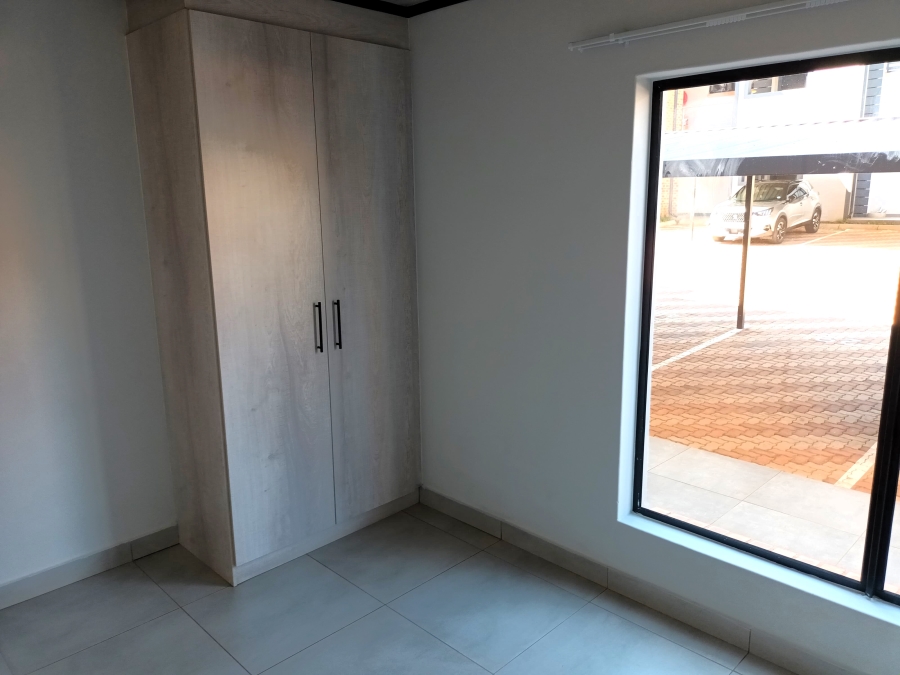 To Let 2 Bedroom Property for Rent in Olympus AH Gauteng