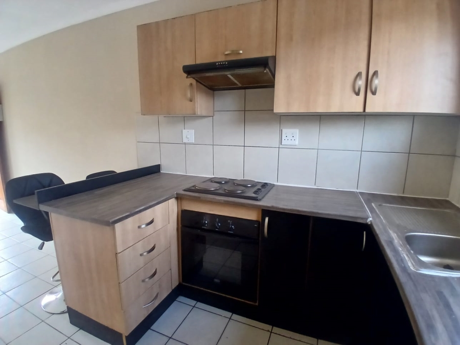 2 Bedroom Property for Sale in Kempton Park Central Gauteng