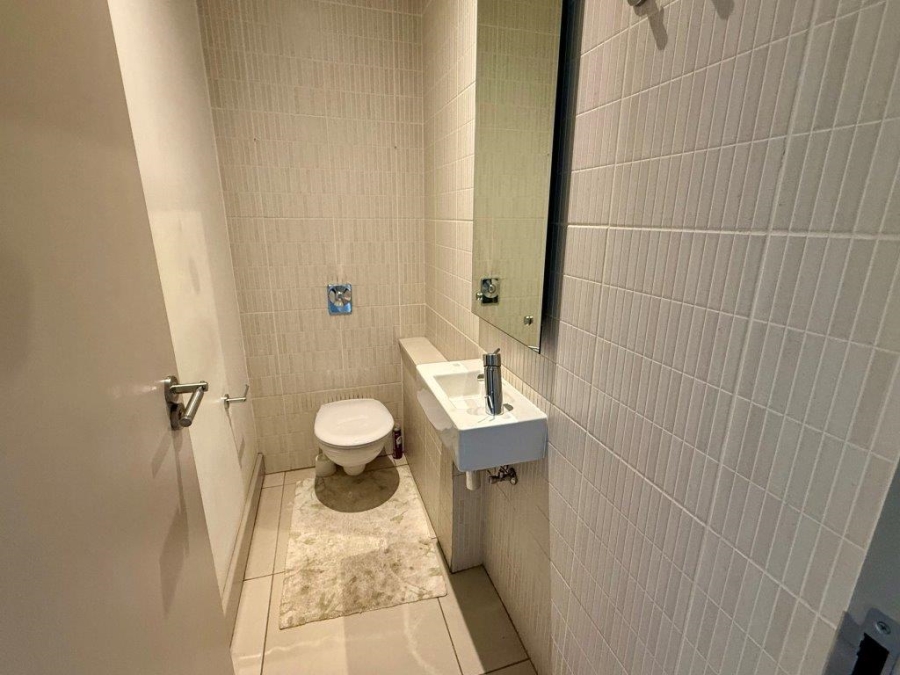 To Let 2 Bedroom Property for Rent in Melrose Gauteng