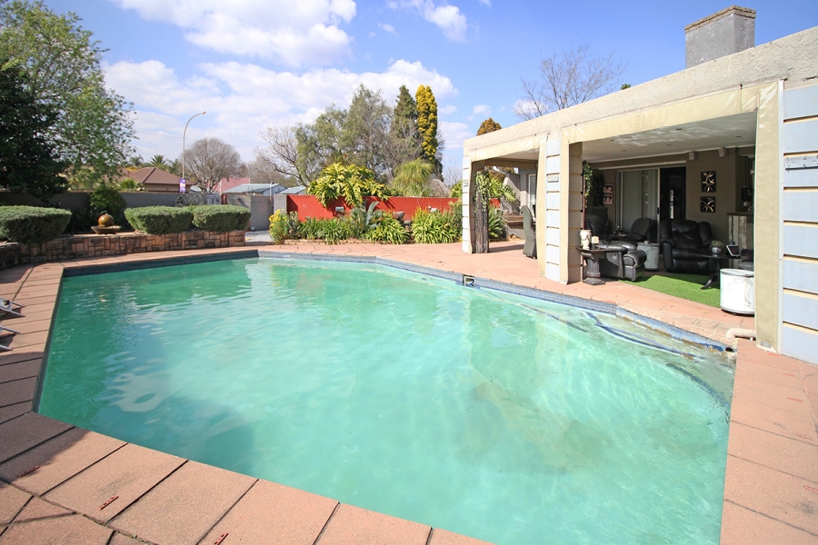 3 Bedroom Property for Sale in Van Riebeeck Park Gauteng