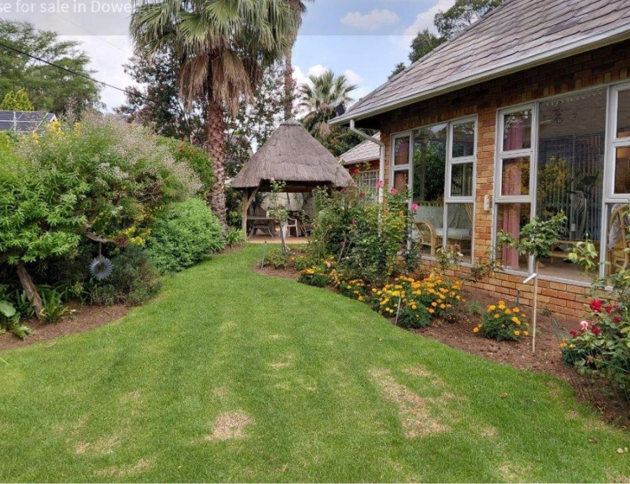 4 Bedroom Property for Sale in Dowerglen Ext 2 Gauteng