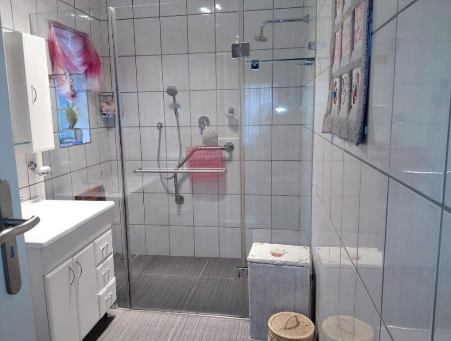 4 Bedroom Property for Sale in Dowerglen Ext 2 Gauteng