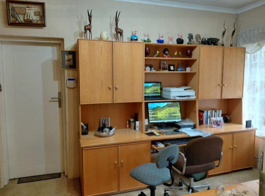 4 Bedroom Property for Sale in Dowerglen Ext 2 Gauteng