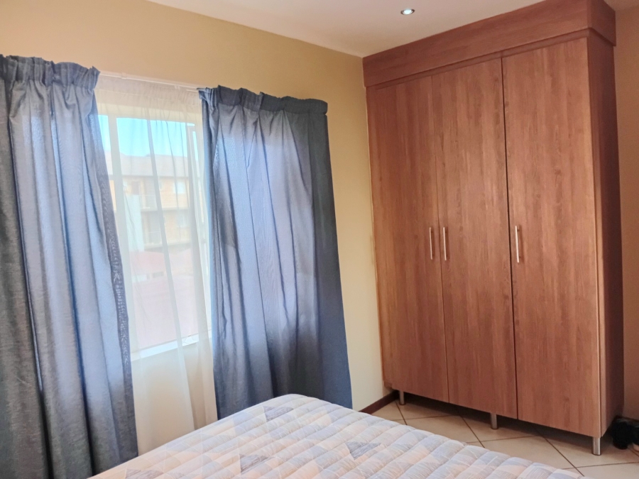 2 Bedroom Property for Sale in Monavoni Gauteng